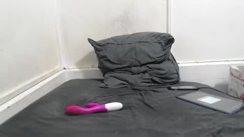 splashyyyz online show from September 14, 8:22 pm