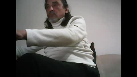 Snapshot of spoiled48 chatting on February 10, 7:17 pm Spoiled online show from February 10, 7:17 pm