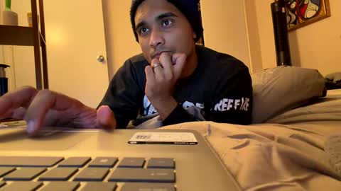 spoiltheprince online show from November 10, 5:56 am