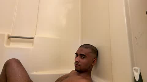 spoiltheprince online show from November 9, 1:31 am