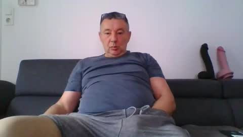 spring online show from February 7, 11:17 am