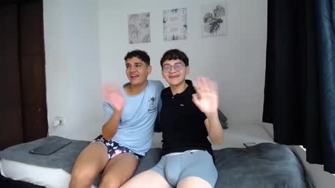 Snapshot of spritzboys chatting on October 14, 12:56 pm spritzboys online show from October 14, 12:56 pm