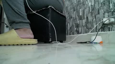 sr master cum its my old account online show from December 17, 6:35 am