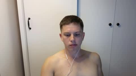 st1vemaster01 online show from September 30, 3:48 pm