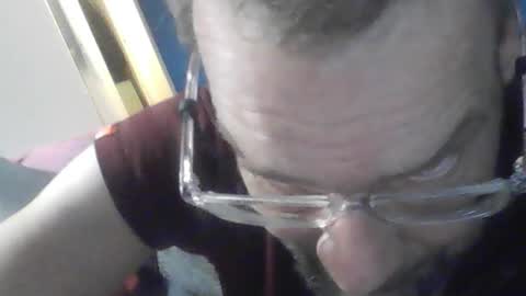 Snapshot of steelringshaft chatting on October 29, 10:34 pm Mikee online show from October 29, 10:34 pm