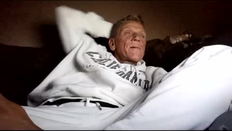 stefy1037 online show from December 28, 4:08 am