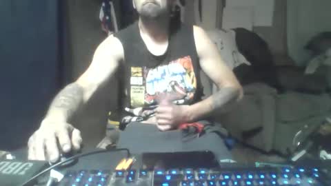 Steveneg13 online show from March 10, 9:01 am