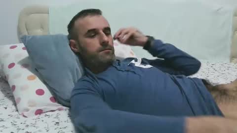 stevenpit online show from December 8, 8:04 pm