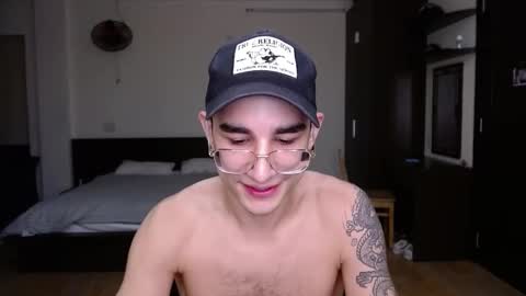 Alex   online show from February 27, 5:36 pm