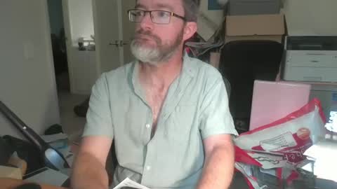 Snapshot of stevethetigerr chatting on February 16, 11:48 pm SteveTheTigerr online show from February 16, 11:48 pm