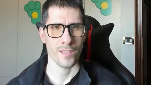 Steve online show from April 9, 2:01 pm