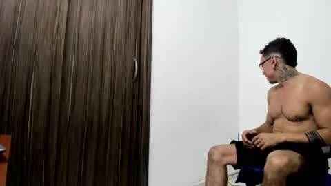 stiven_trainer online show from April 20, 2:14 am