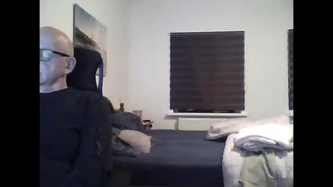 stoertebeker1958 online show from October 16, 3:42 pm