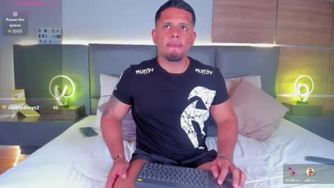 Snapshot of stone_lee_ chatting on September 10, 8:57 am Stone Lee online show from September 10, 8:57 am
