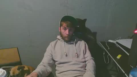 stonedpanda77 online show from December 6, 5:09 am