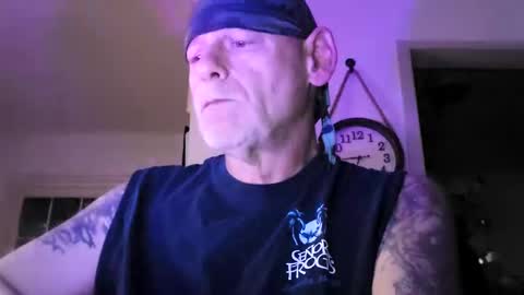 Snapshot of stormynorm14 chatting on October 12, 10:42 am stormynorm14 online show from October 12, 10:42 am