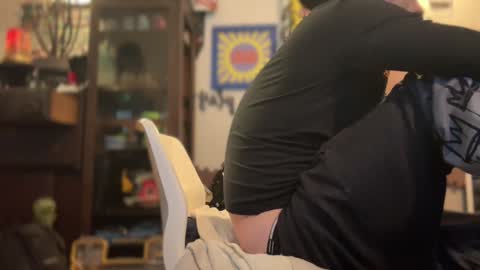 Str8 online show from January 25, 9:15 am