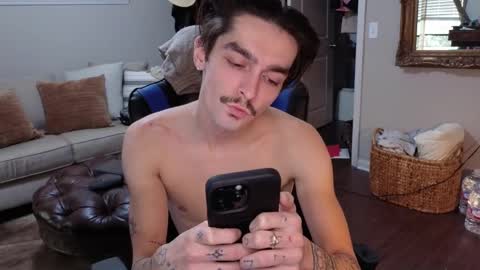 Snapshot of str8whiteboy21 chatting on September 14, 5:26 pm str8whiteboy21 online show from September 14, 5:26 pm