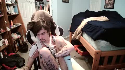 Snapshot of str8whiteboy21 chatting on February 24, 5:31 pm str8whiteboy21 online show from February 24, 5:31 pm