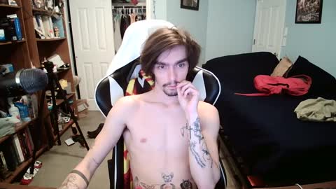 Snapshot of str8whiteboy21 chatting on December 3, 6:06 pm str8whiteboy21 online show from December 3, 6:06 pm