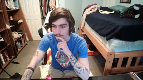 Snapshot of str8whiteboy21 chatting on February 20, 3:41 pm str8whiteboy21 online show from February 20, 3:41 pm