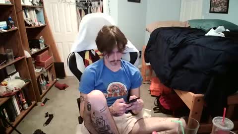 Snapshot of str8whiteboy21 chatting on February 12, 2:03 am str8whiteboy21 online show from February 12, 2:03 am