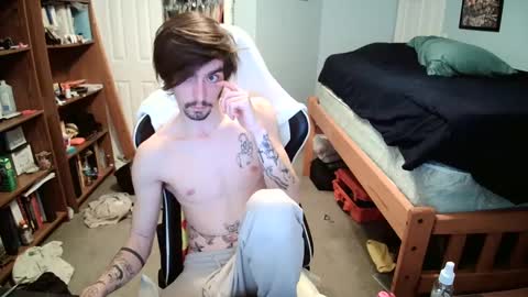 Snapshot of str8whiteboy21 chatting on March 3, 9:01 pm str8whiteboy21 online show from March 3, 9:01 pm