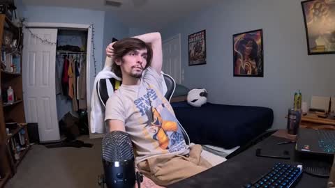 Snapshot of str8whiteboy21 chatting on December 12, 8:43 pm str8whiteboy21 online show from December 12, 8:43 pm