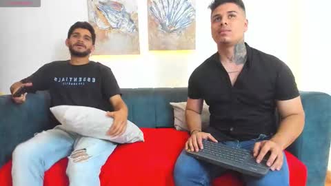 straight__friends online show from February 13, 6:57 pm