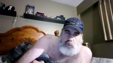 Straightbear4you online show from October 5, 9:57 am