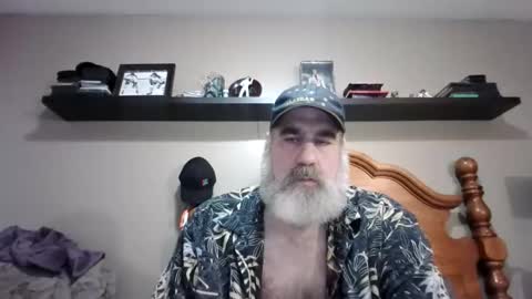 Straightbear4you online show from October 12, 12:15 am