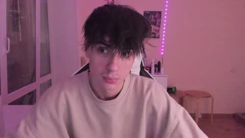 Snapshot of stralght_twinks chatting on January 7, 3:48 am Ray online show from January 7, 3:48 am