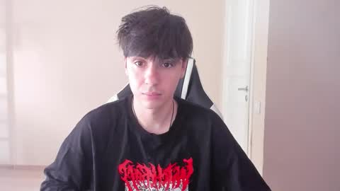Snapshot of stralght_twinks chatting on September 18, 10:28 am Ray online show from September 18, 10:28 am