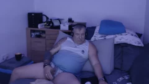 Stranger online show from September 22, 8:52 pm