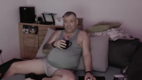 Stranger online show from November 28, 8:55 pm