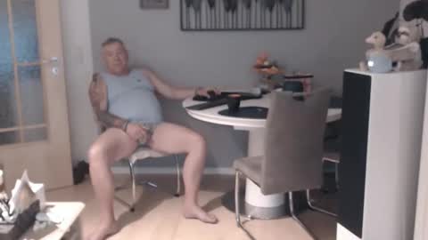 Stranger online show from September 12, 5:29 am