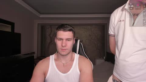 Snapshot of stranggee chatting on January 13, 7:31 pm Artem online show from January 13, 7:31 pm