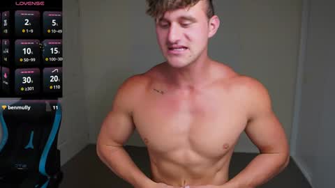 streatmeat online show from December 2, 10:32 pm