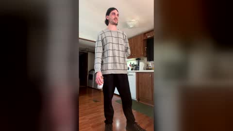 stringgreens777 online show from March 4, 6:59 pm