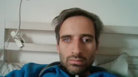 stroke1 online show from January 22, 9:02 am