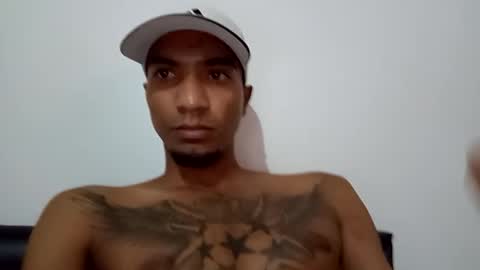 stronganddelicious online show from November 17, 6:16 am