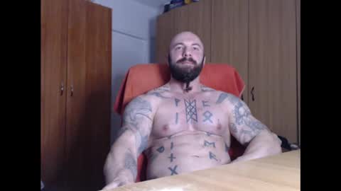 Snapshot of strongivan chatting on March 10, 5:22 am StrongIvan online show from March 10, 5:22 am