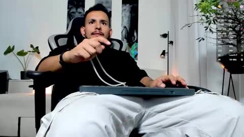 Samuel online show from February 12, 2:39 am