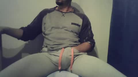 Snapshot of studdotcom chatting on January 14, 6:49 pm Ero online show from January 14, 6:49 pm