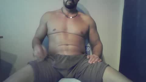 Snapshot of studdotcom chatting on January 28, 7:42 pm Ero online show from January 28, 7:42 pm