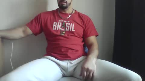 Snapshot of studdotcom chatting on January 2, 10:16 am Ero online show from January 2, 10:16 am