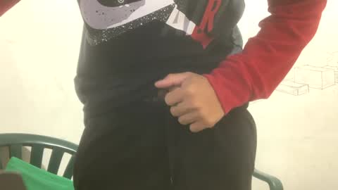 mark online show from February 7, 12:17 pm