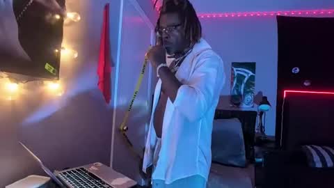 Hot Chocolate online show from November 16, 8:27 am