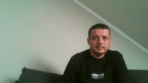 Snapshot of sub3100 chatting on October 24, 9:00 am 420Fun online show from October 24, 9:00 am