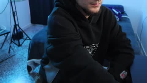 Im Substanc3  online show from March 25, 11:20 pm